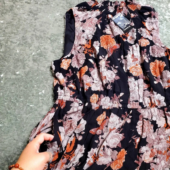 Torrid Midi Gauze Mock Neck Floral Dress - Picture 10 of 12